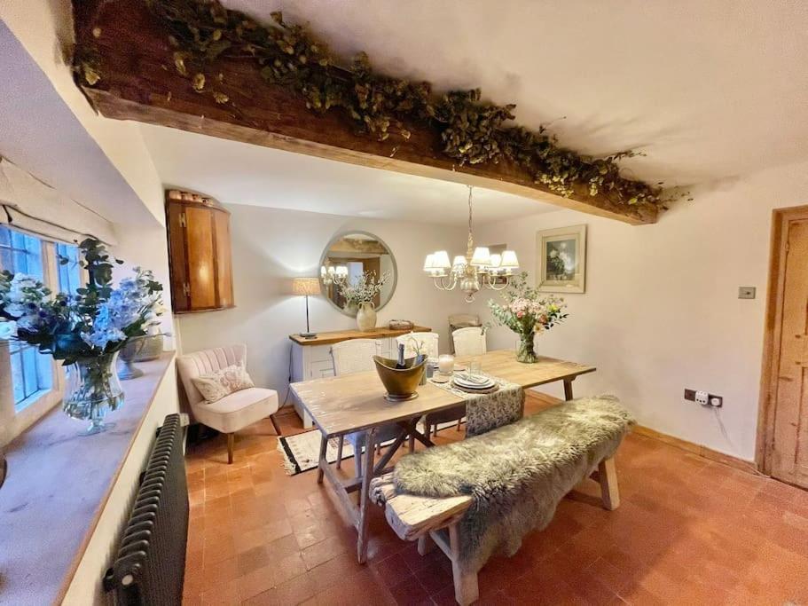 Fordview Cottage Is Full Of Cotwolds Charm Upper Slaughter Buitenkant foto